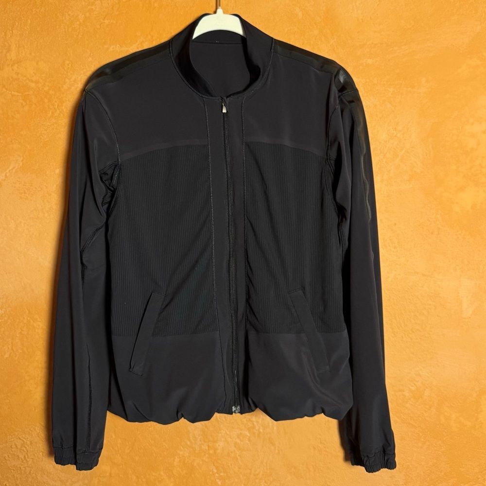 Lululemon Reflective Zip Front Running Jacket Black Estimated Medium